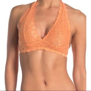 Wishlist Stretch Lace Halter Bralette- Apricot